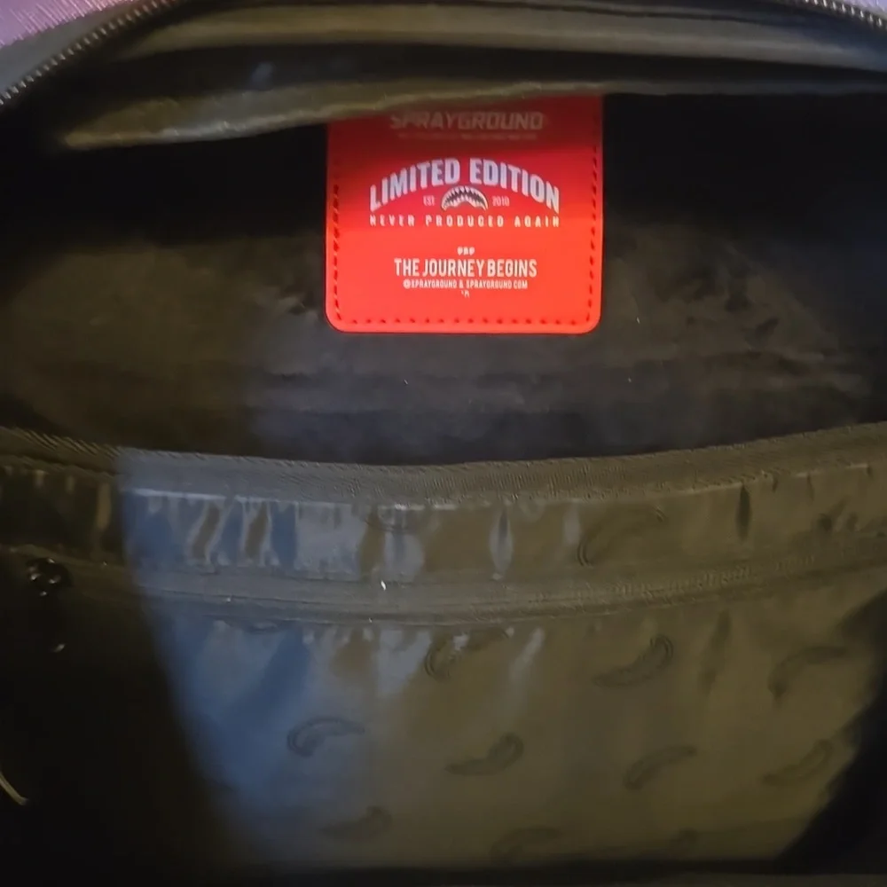 Sprayground Enderdragon Backpack. - Picture 11 of 11